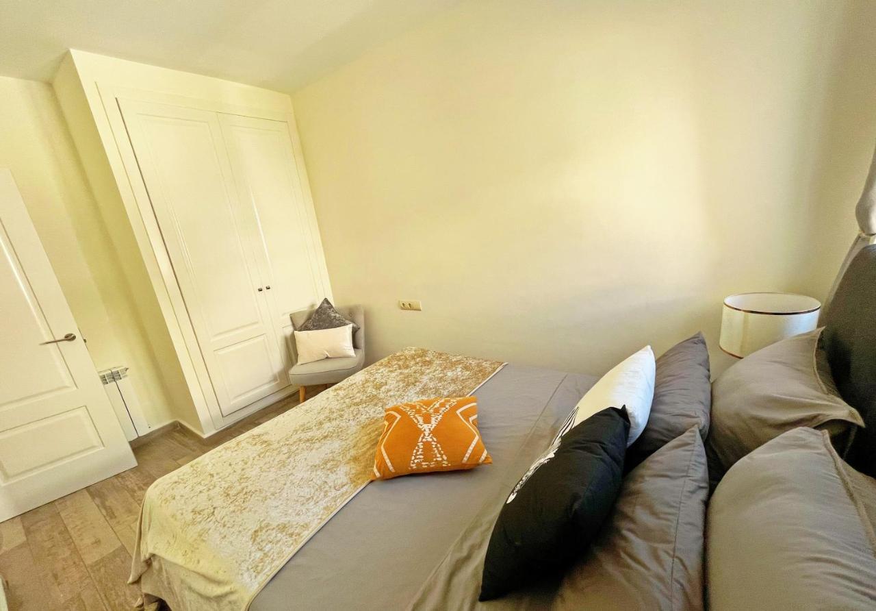 Cheerful Townhouse Center Sitges 5 Bedrooms Pool And Terrace Экстерьер фото