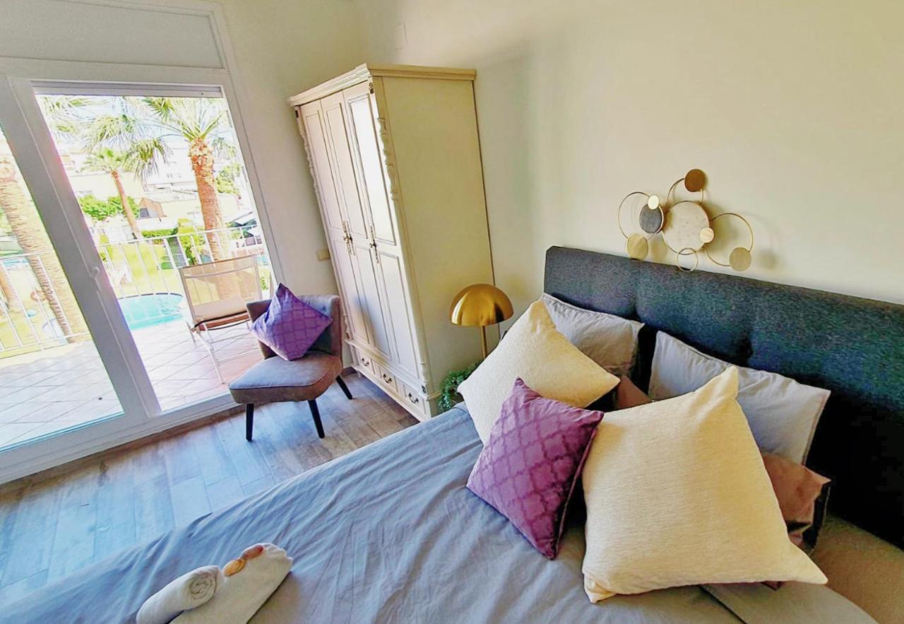 Cheerful Townhouse Center Sitges 5 Bedrooms Pool And Terrace Экстерьер фото
